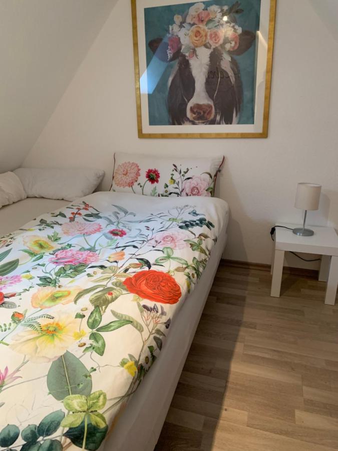 Ferienwohnung Lüttje Hörn Emden Exterior foto